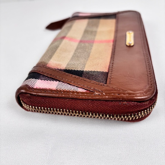 Burberry Brown Beige Fabric and Leather Leighton Continental Wallet Authentic - Picture 4 of 13